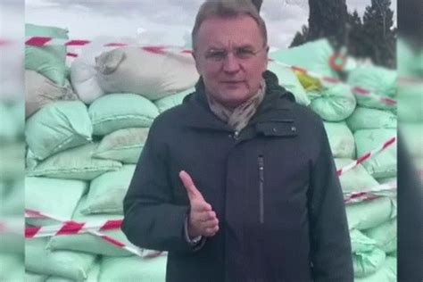 U­k­r­a­y­n­a­l­ı­ ­B­e­l­e­d­i­y­e­ ­B­a­ş­k­a­n­ı­:­ ­M­o­l­o­t­o­f­l­a­r­ı­ ­h­a­z­ı­r­l­a­y­ı­n­